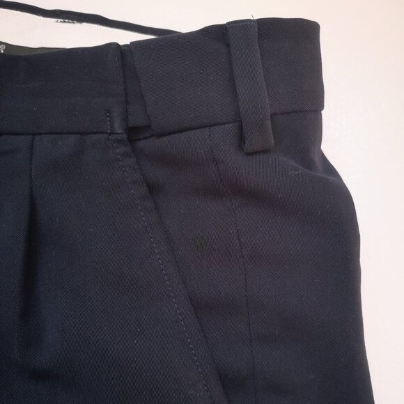 L.L. Bean Men's Navy Pleated Size 36/32 Dress Pants - Picture 7 of 9